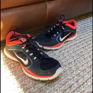 Nike Training Sneakers - Women's 7.5